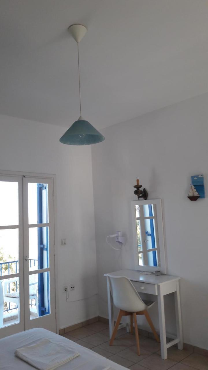 Pavlos Rooms Livadia  Exterior photo